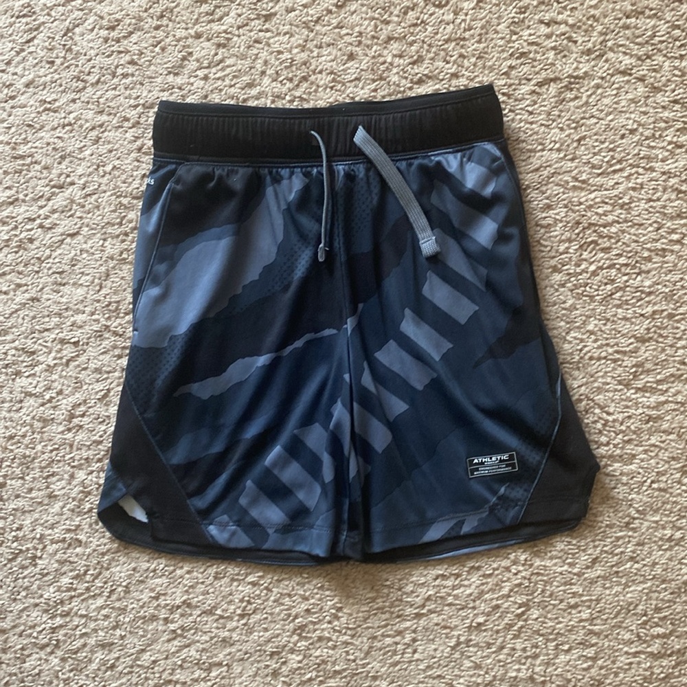 Athletic Set - Picture 3 of 6